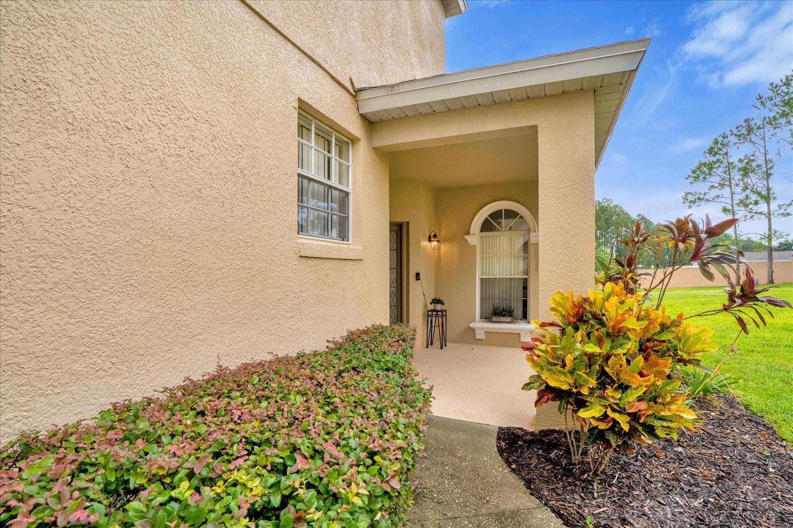306 ORISTA DR photo 3