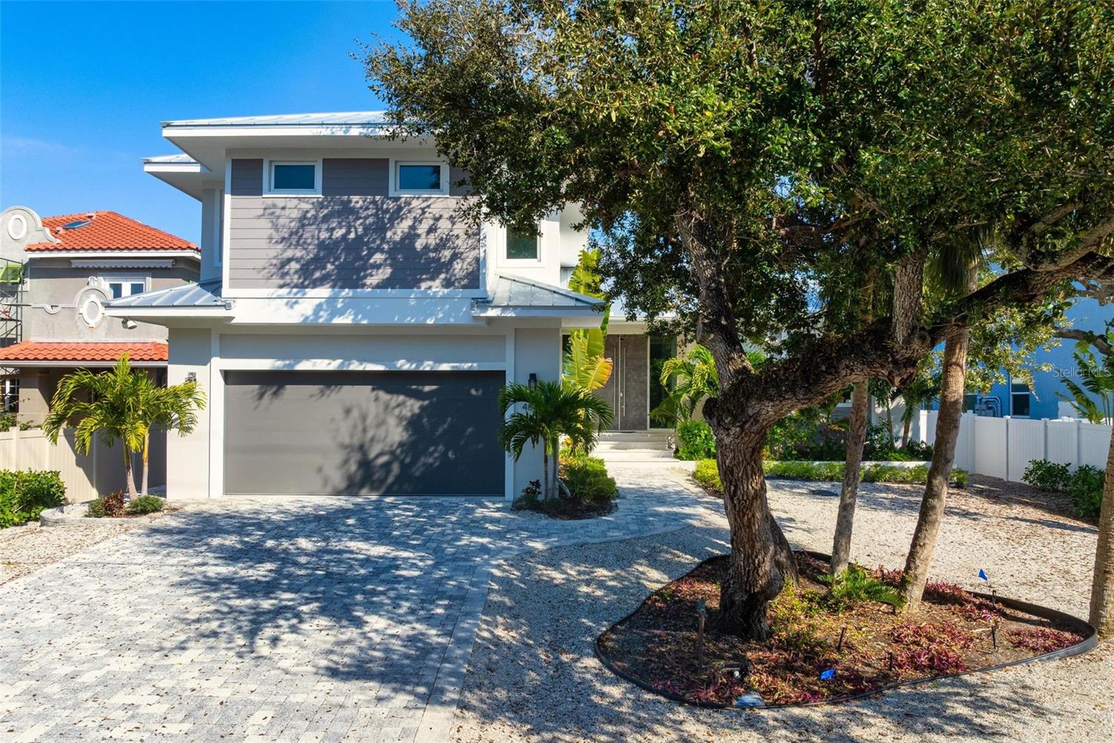 Single Family Residence