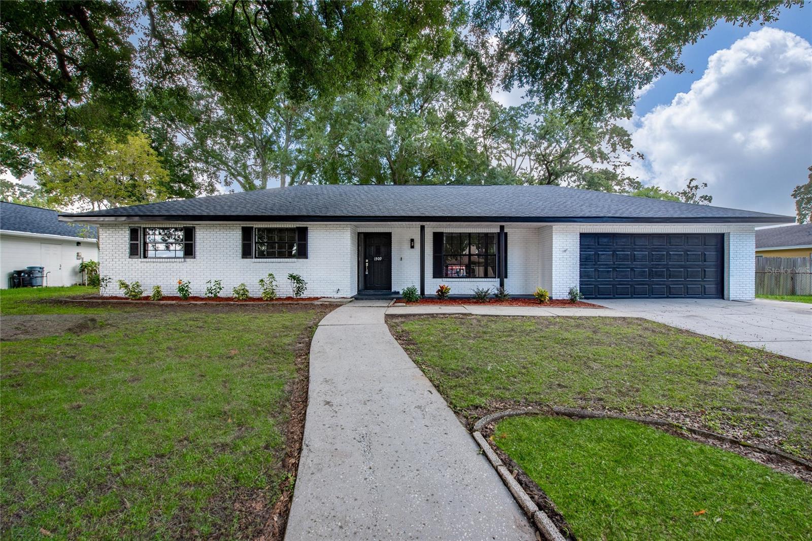 1509 CLAIRDALE LN photo 3
