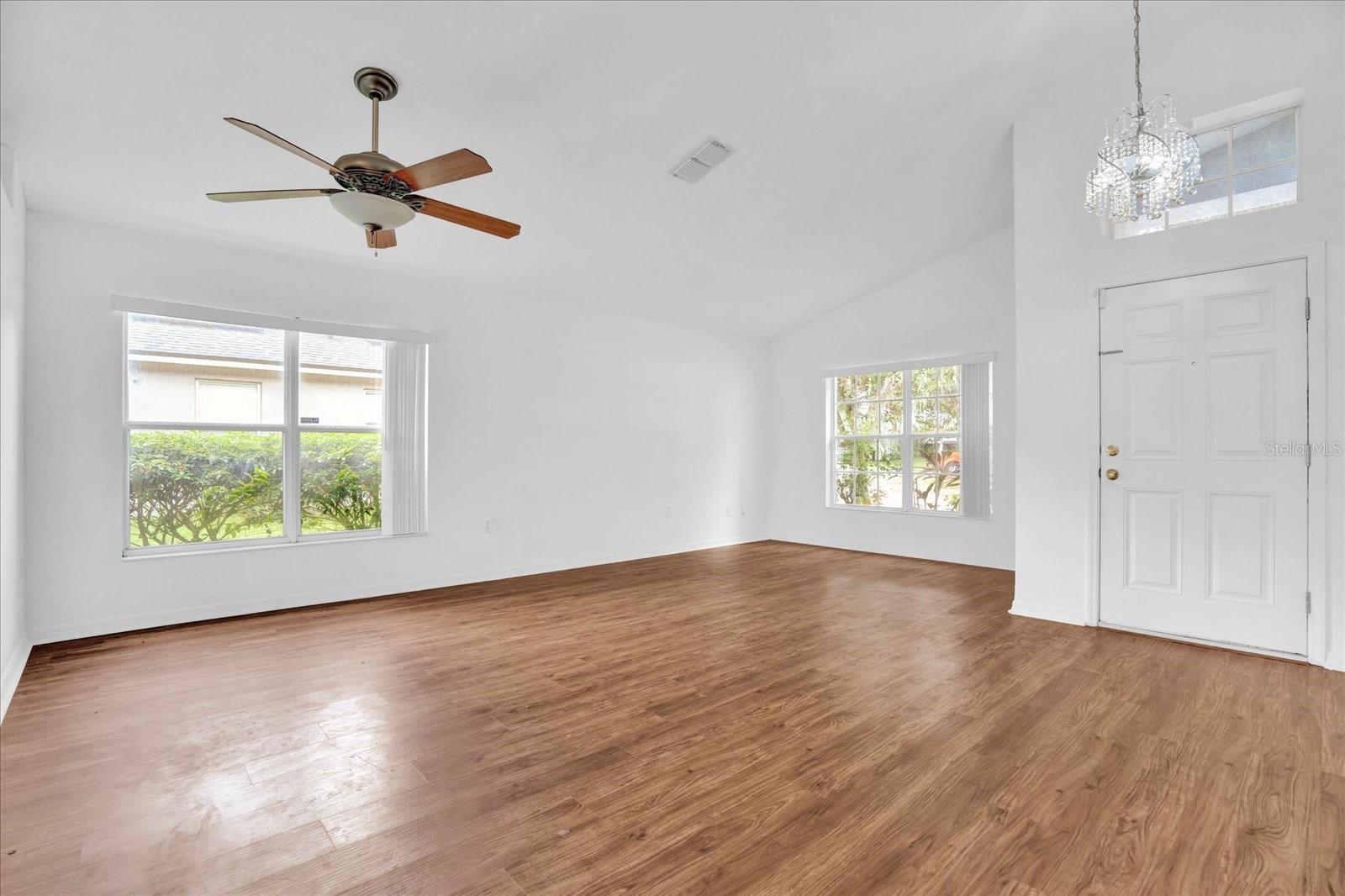 149 ROSE HILL TRL photo 3