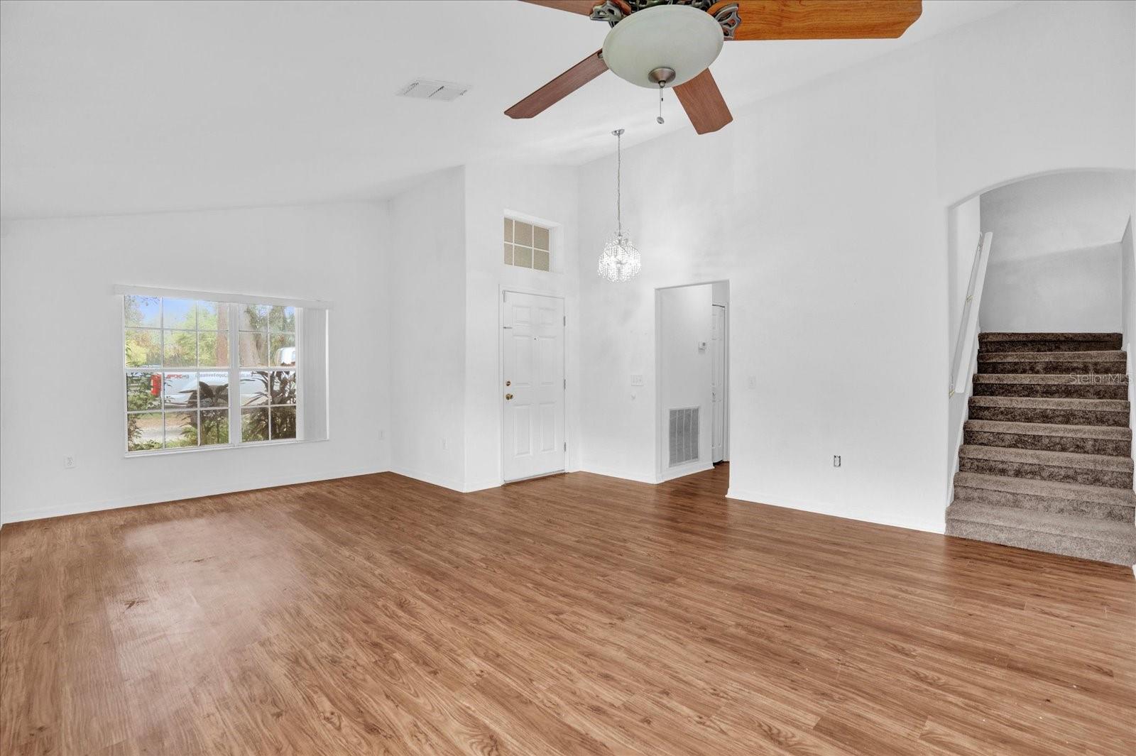 149 ROSE HILL TRL photo 4