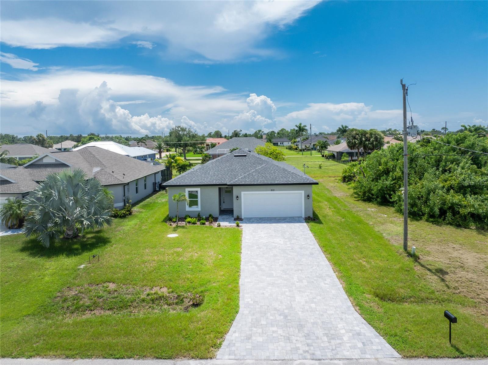 213 ANTIS DR photo 3