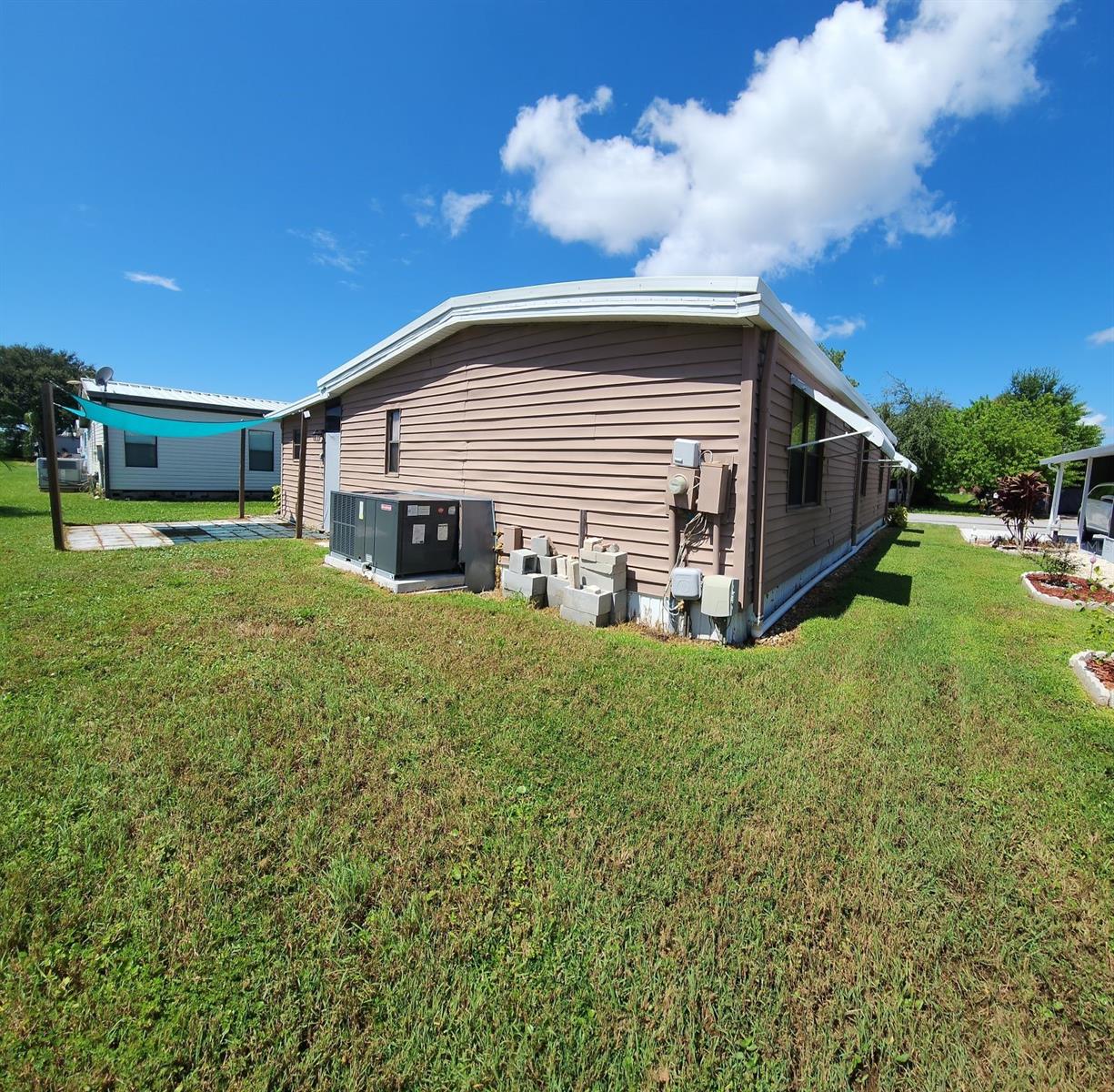 283 PELICAN DR N photo 5