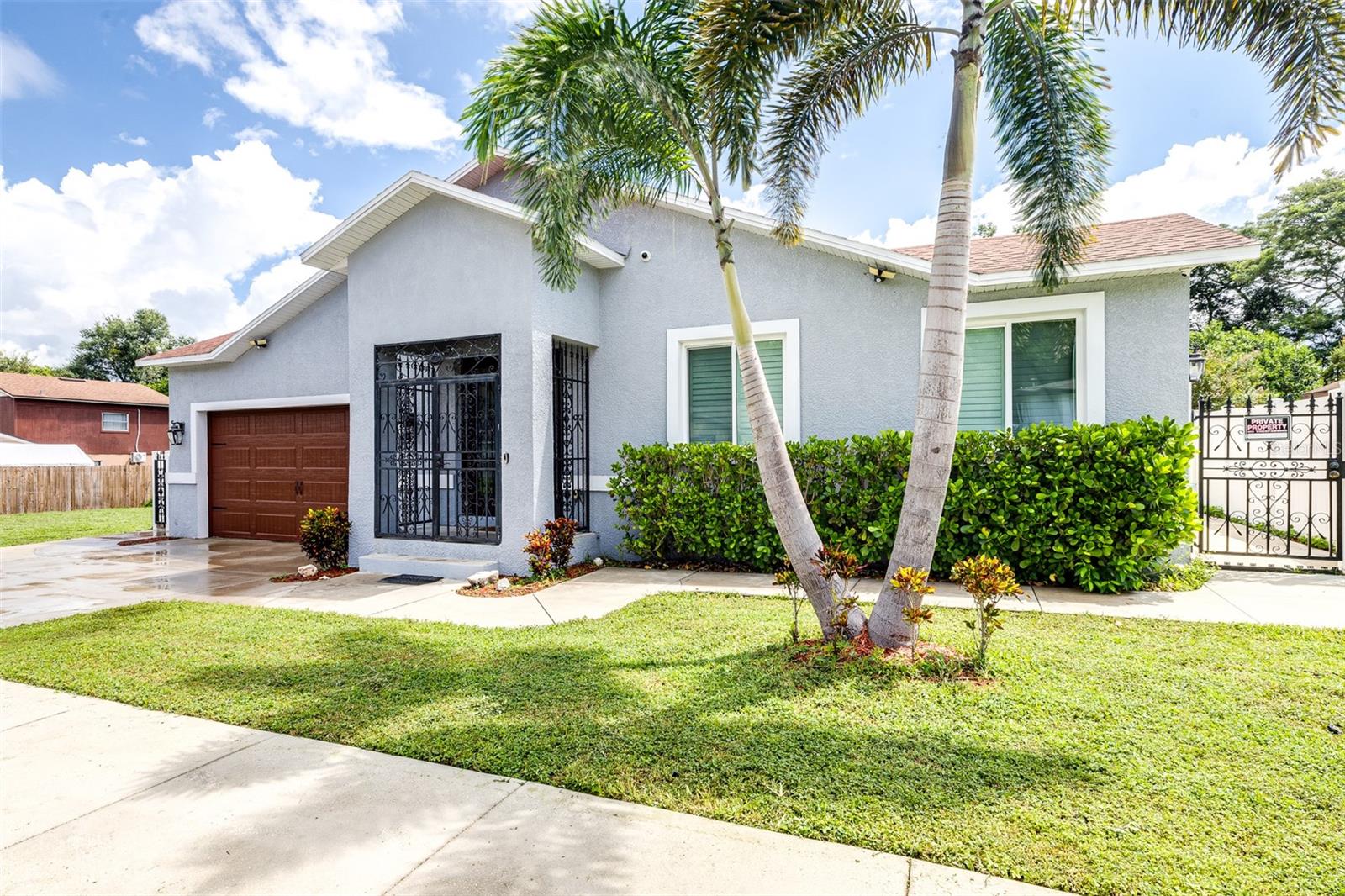 1553 WRIGHT DR photo 3