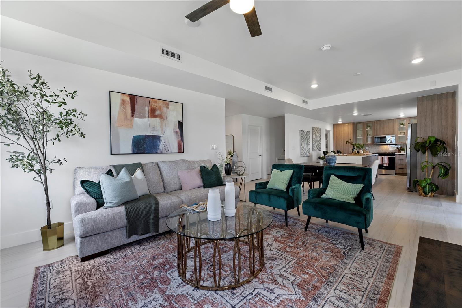 6390 CHORUS DR photo 5