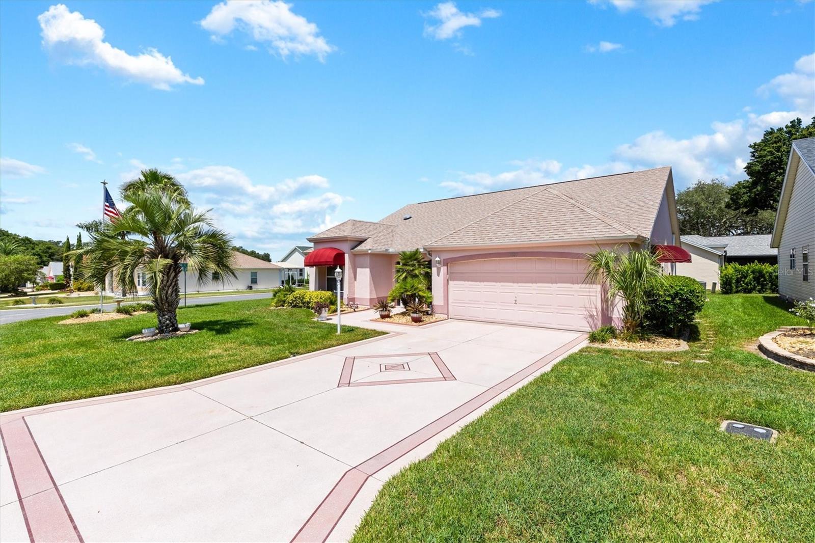 1005 DEL RIO DR photo 2