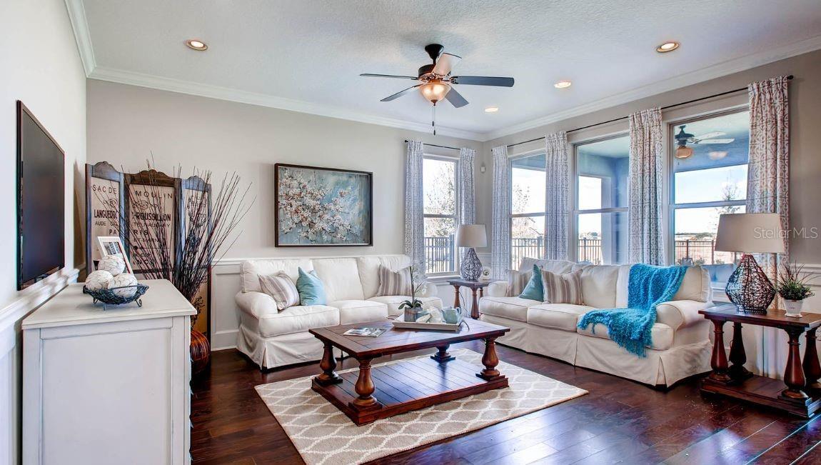 12853 CHARMED DR photo 3
