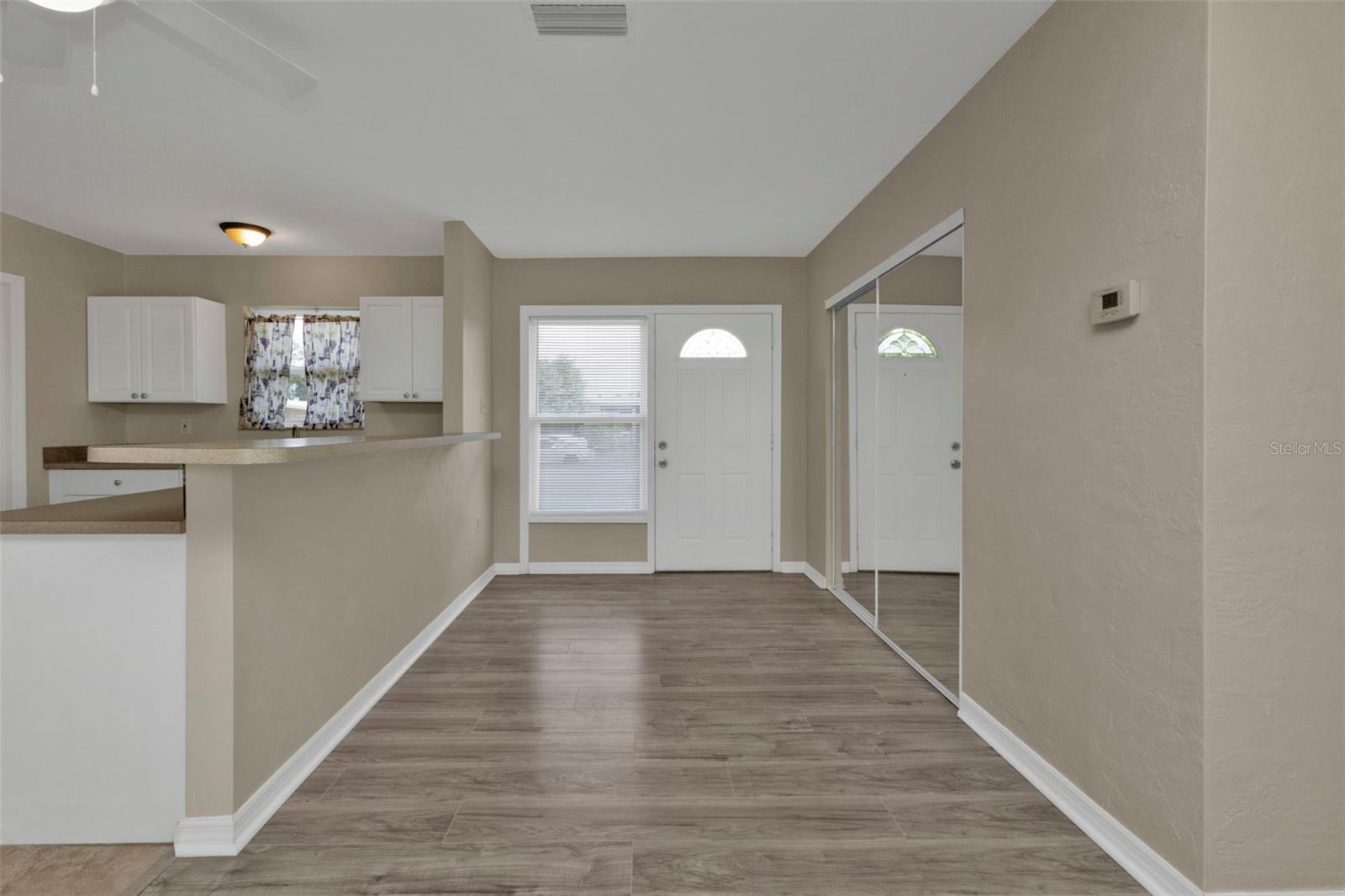 22473 HERNANDO AVE photo 5