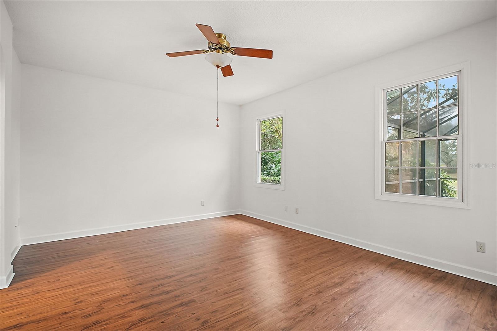5008 GREENBRIAR TRL photo 4