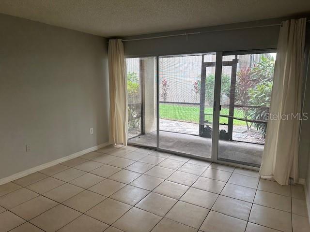 588 ORANGE DR #129 photo 4
