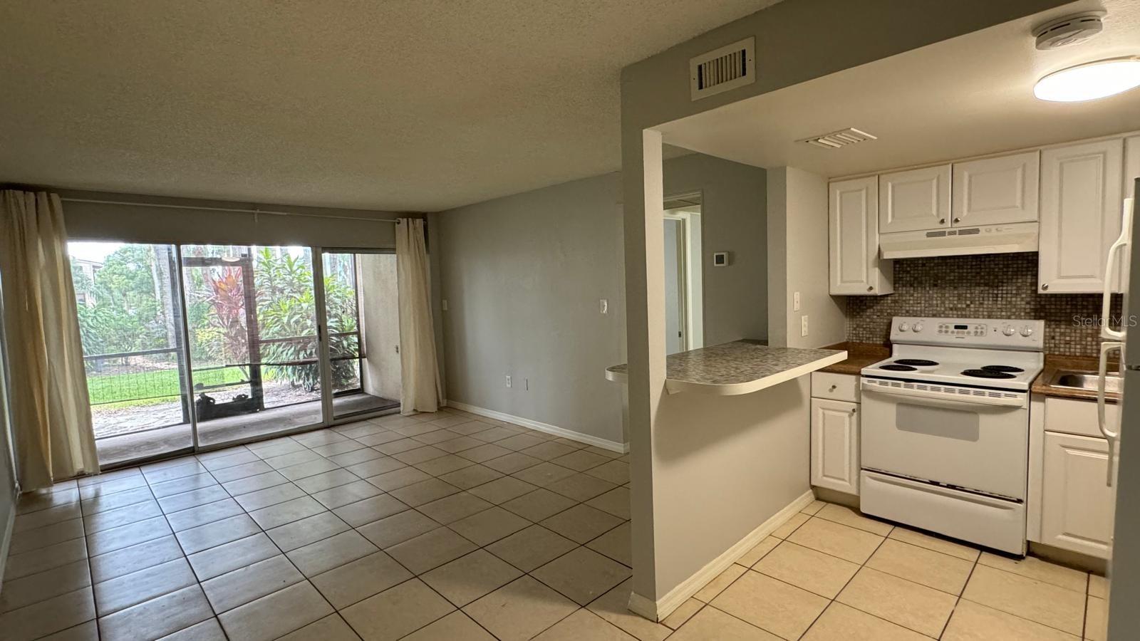 588 ORANGE DR #129 photo 5