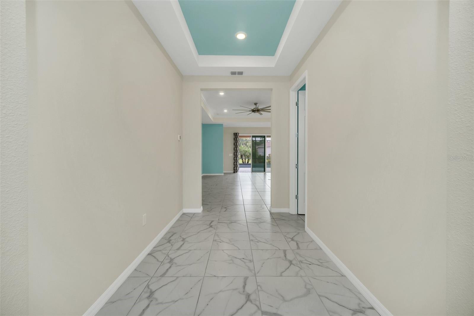 687 IRVINE RANCH RD photo 3