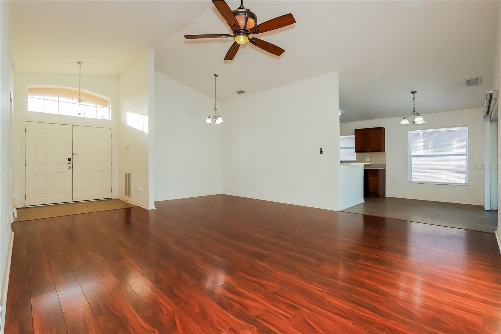 8021 PRINCETON MANOR CIR photo 4