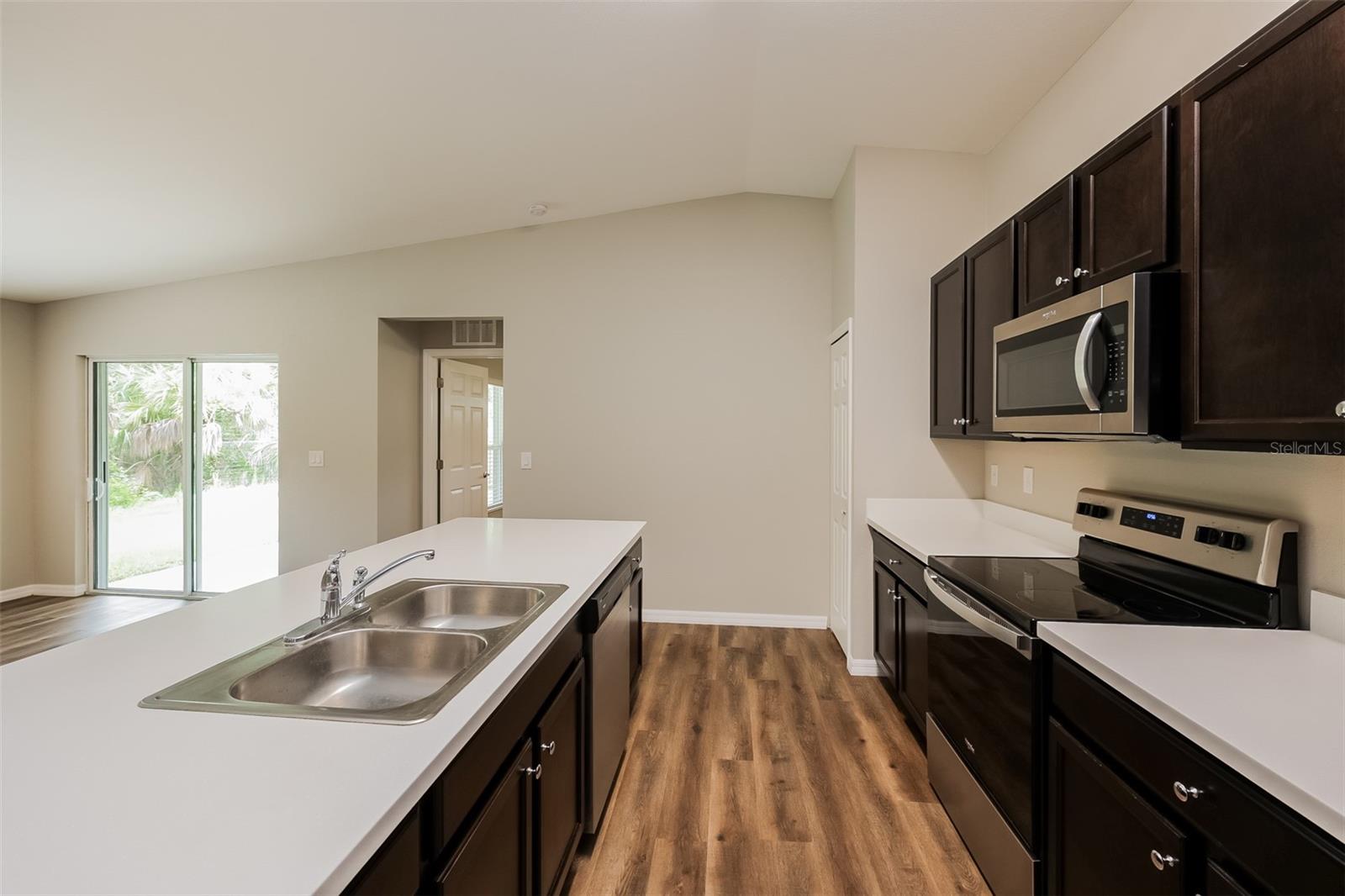 15066 FAULKNER AVE photo 4