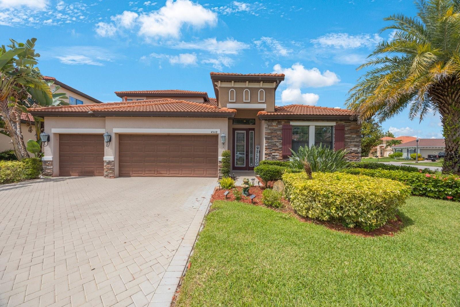 4508 GRAND LAKESIDE DR photo 3
