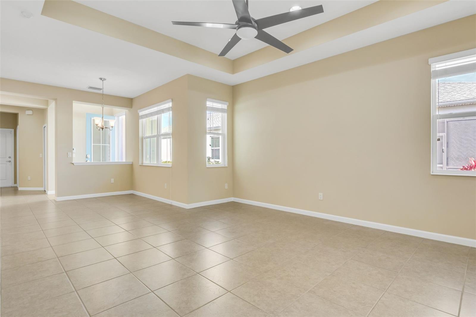 306 CORAL REEF WAY photo 2