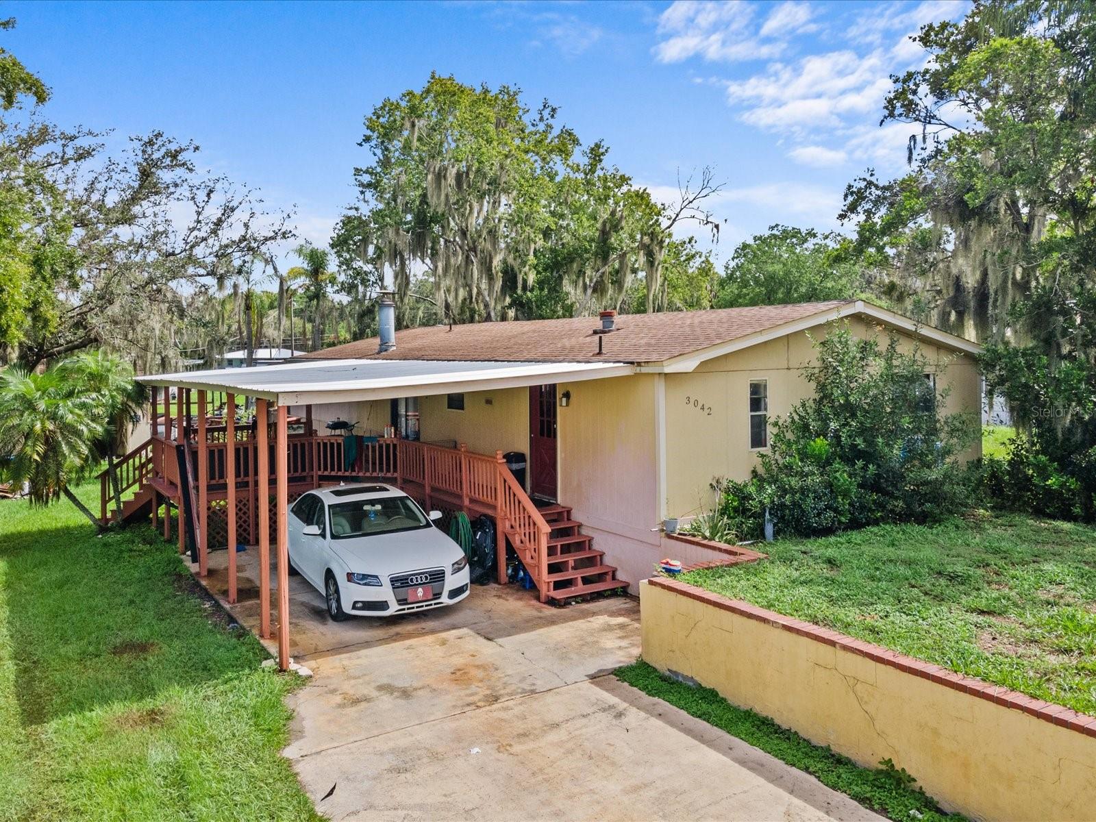 3042 PARK CIR photo 2
