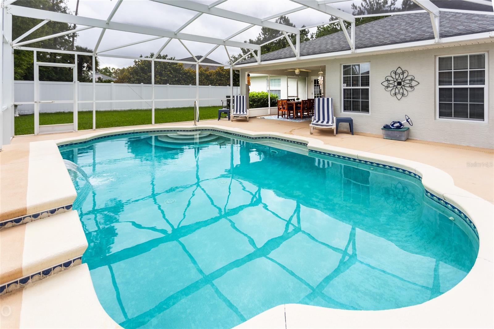3 BURLAND PL photo 5