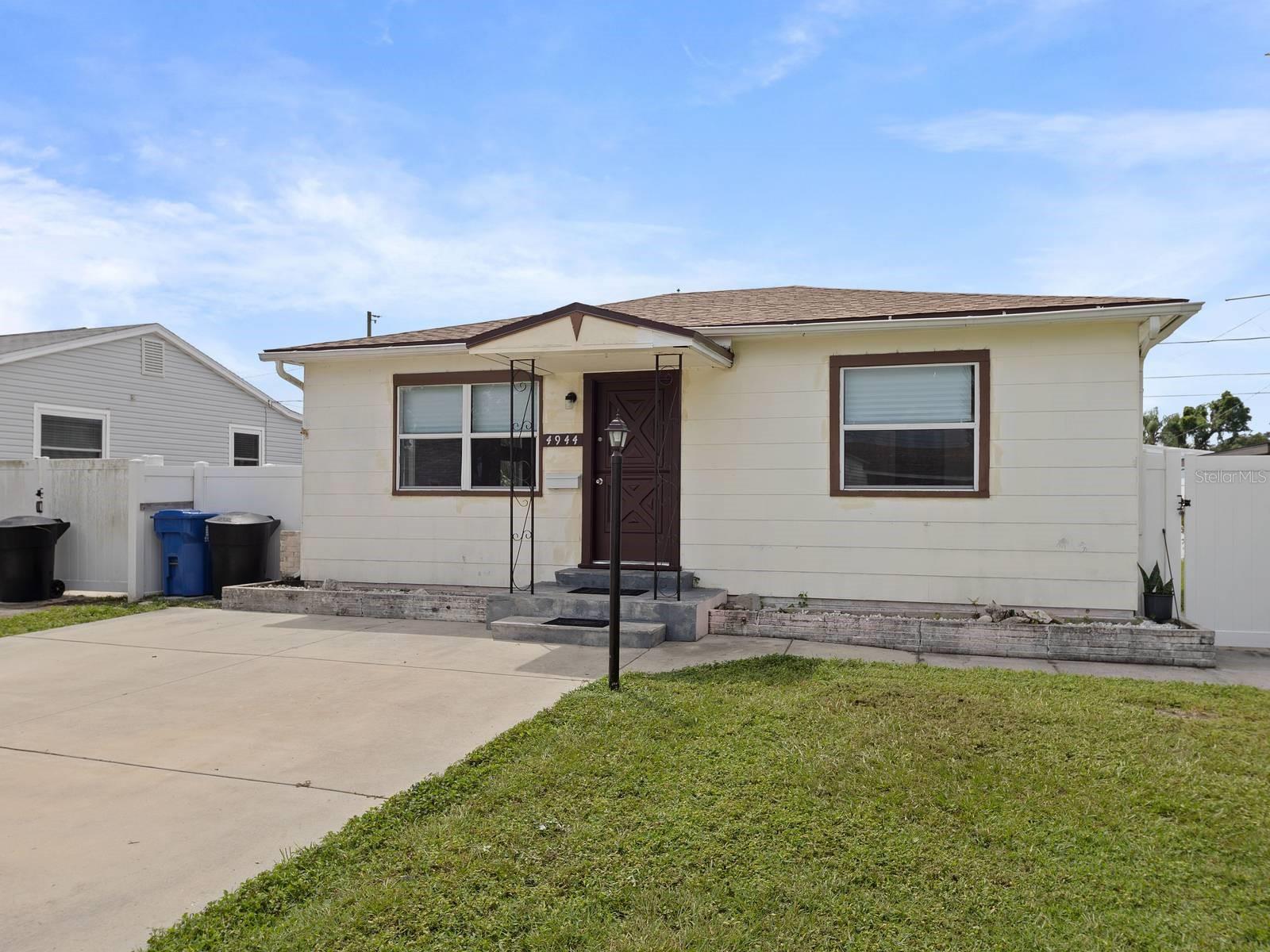 Single Family Residence