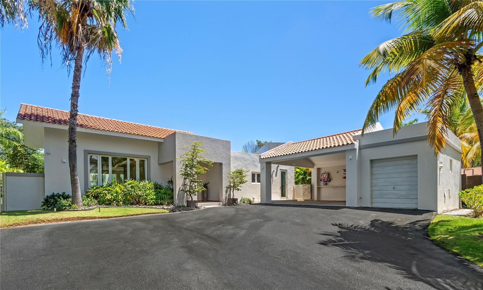 Single Family Residence