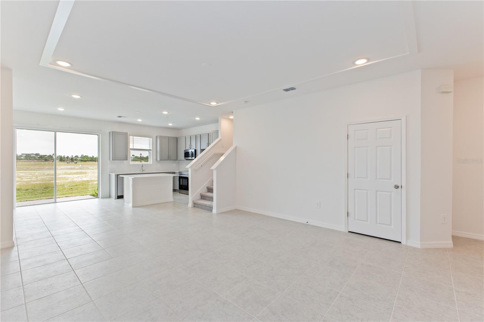 17347 PEREGRINE WAY photo 4