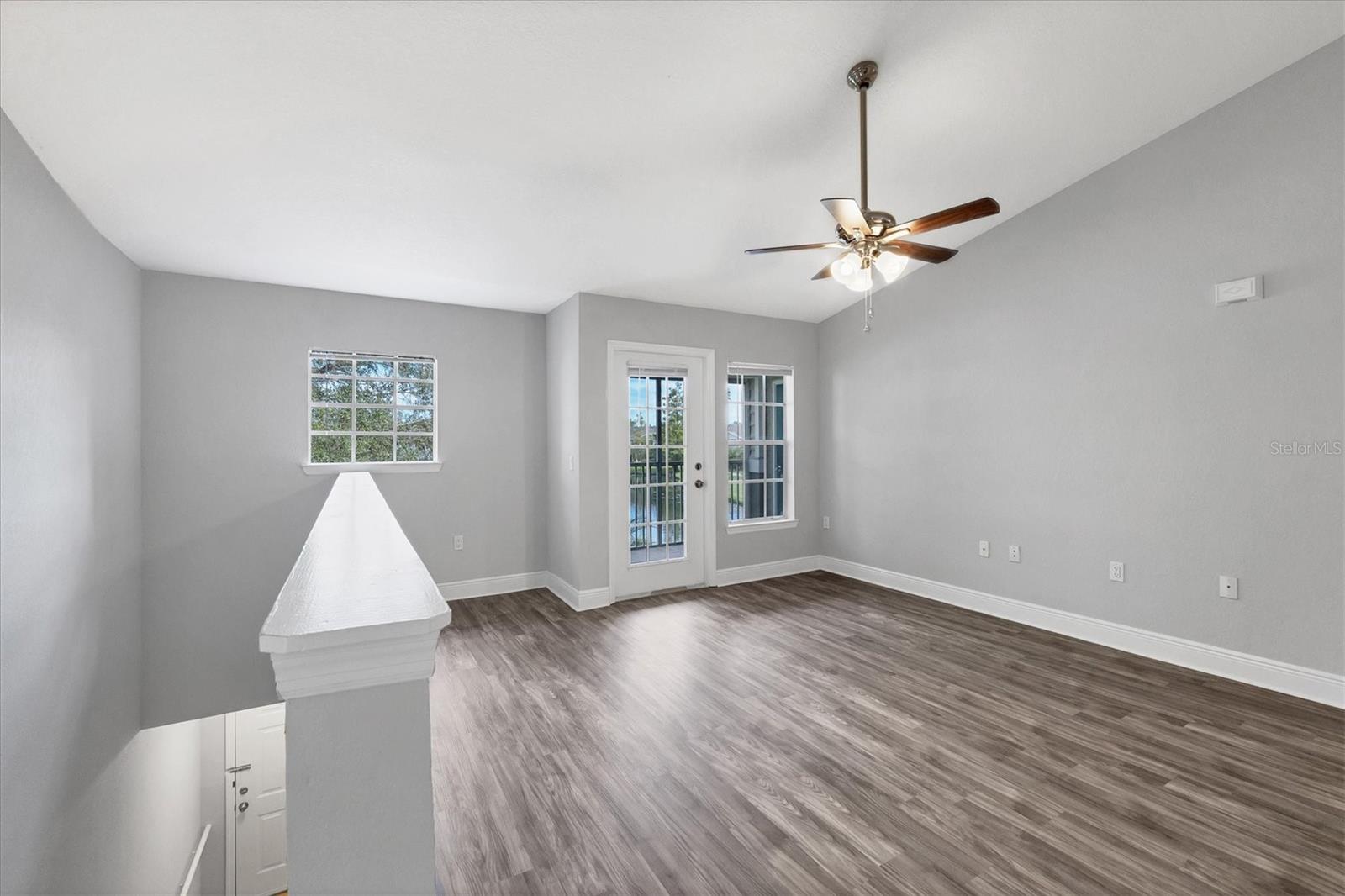 8803 MANOR LOOP #204 photo 4