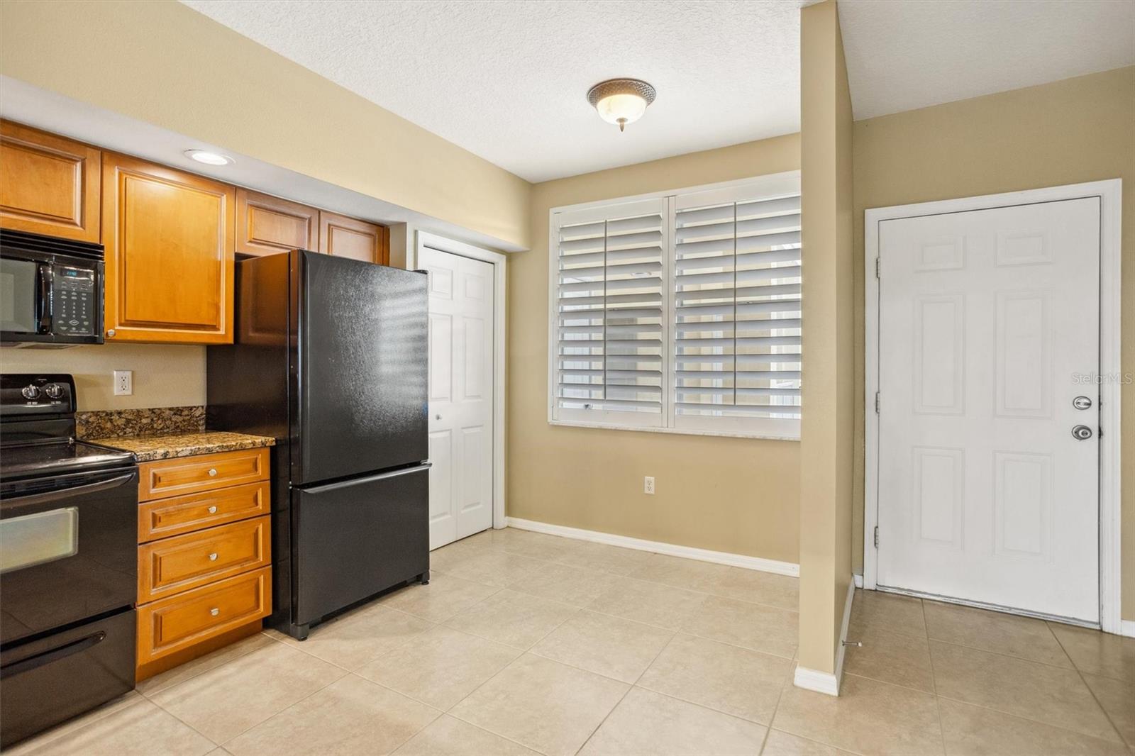 1200 COUNTRY CLUB DR #1503 photo 5