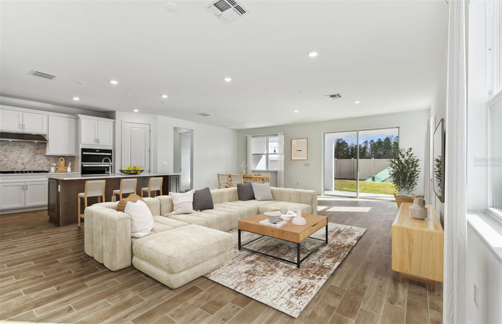 1692 FALLON PASS photo 2