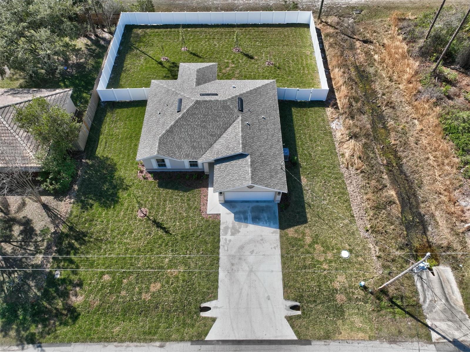 26 RAMBLEWOOD DR photo 4