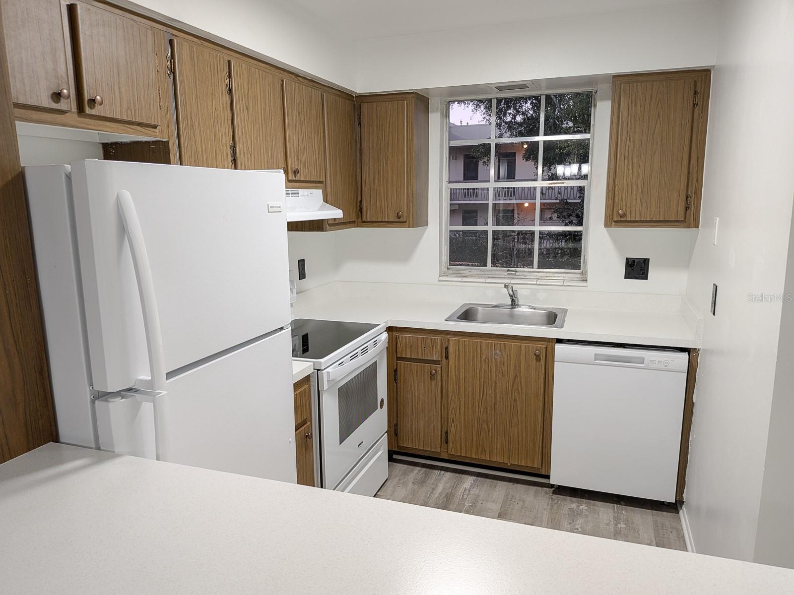 1250 S DENNING DR #122 photo 5