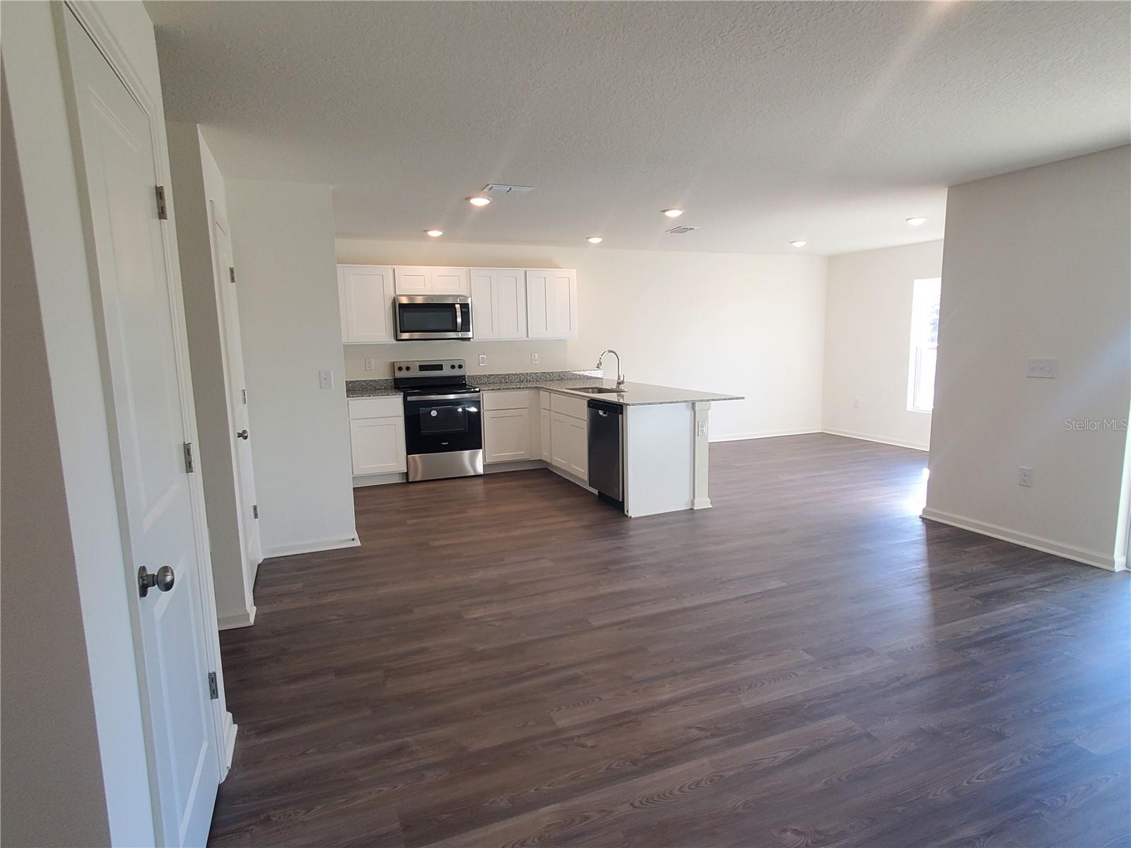 13012 SE 53RD AVE photo 4