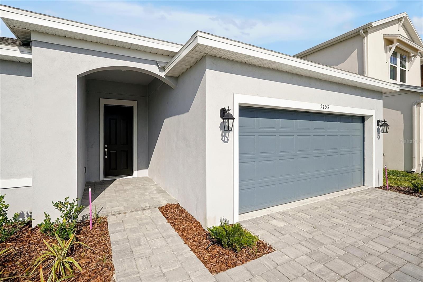 5753 WALLIS LN photo 3