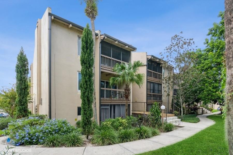 588 ORANGE DR #130 photo 2