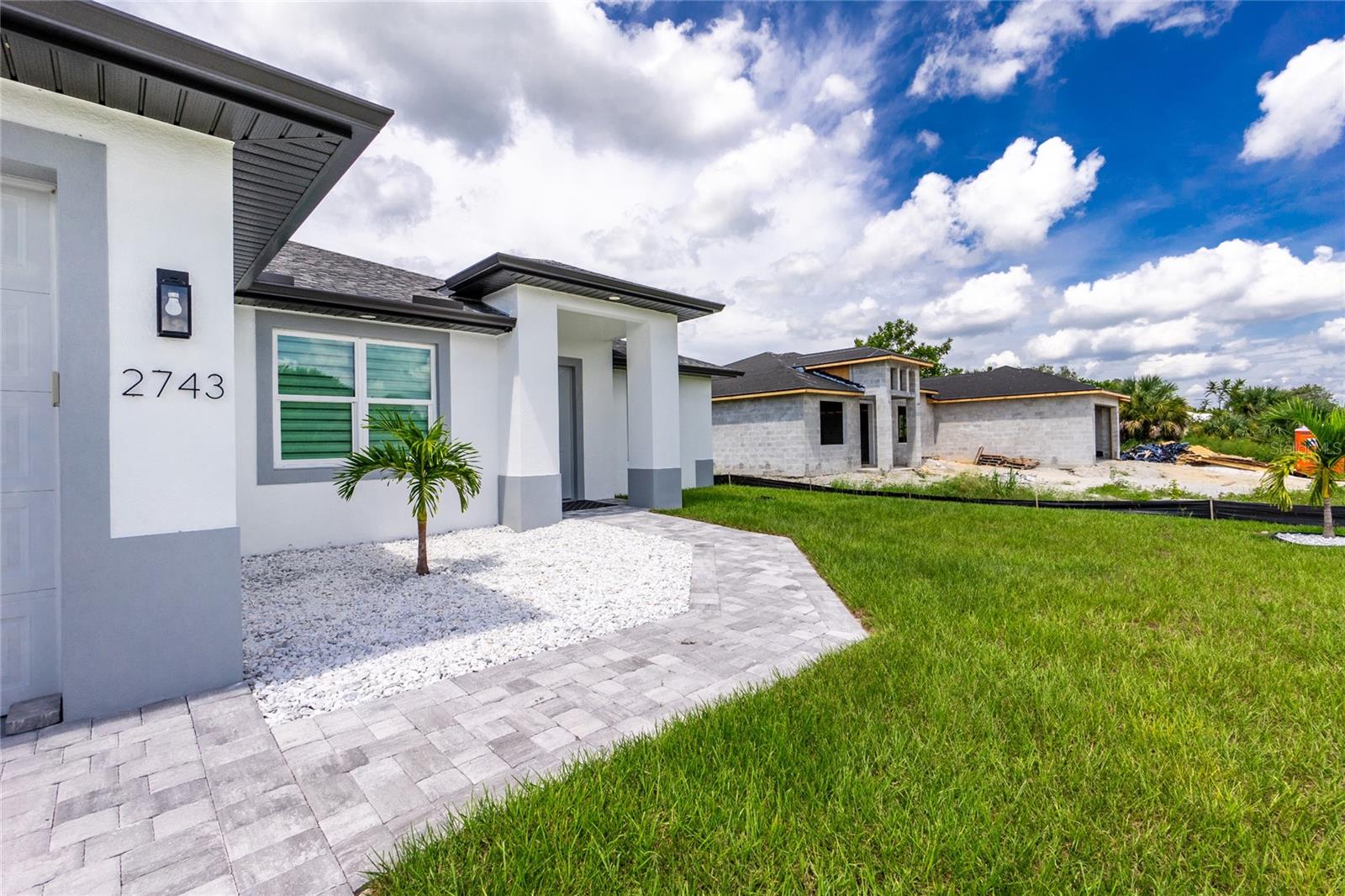 2743 HOPWOOD RD photo 2