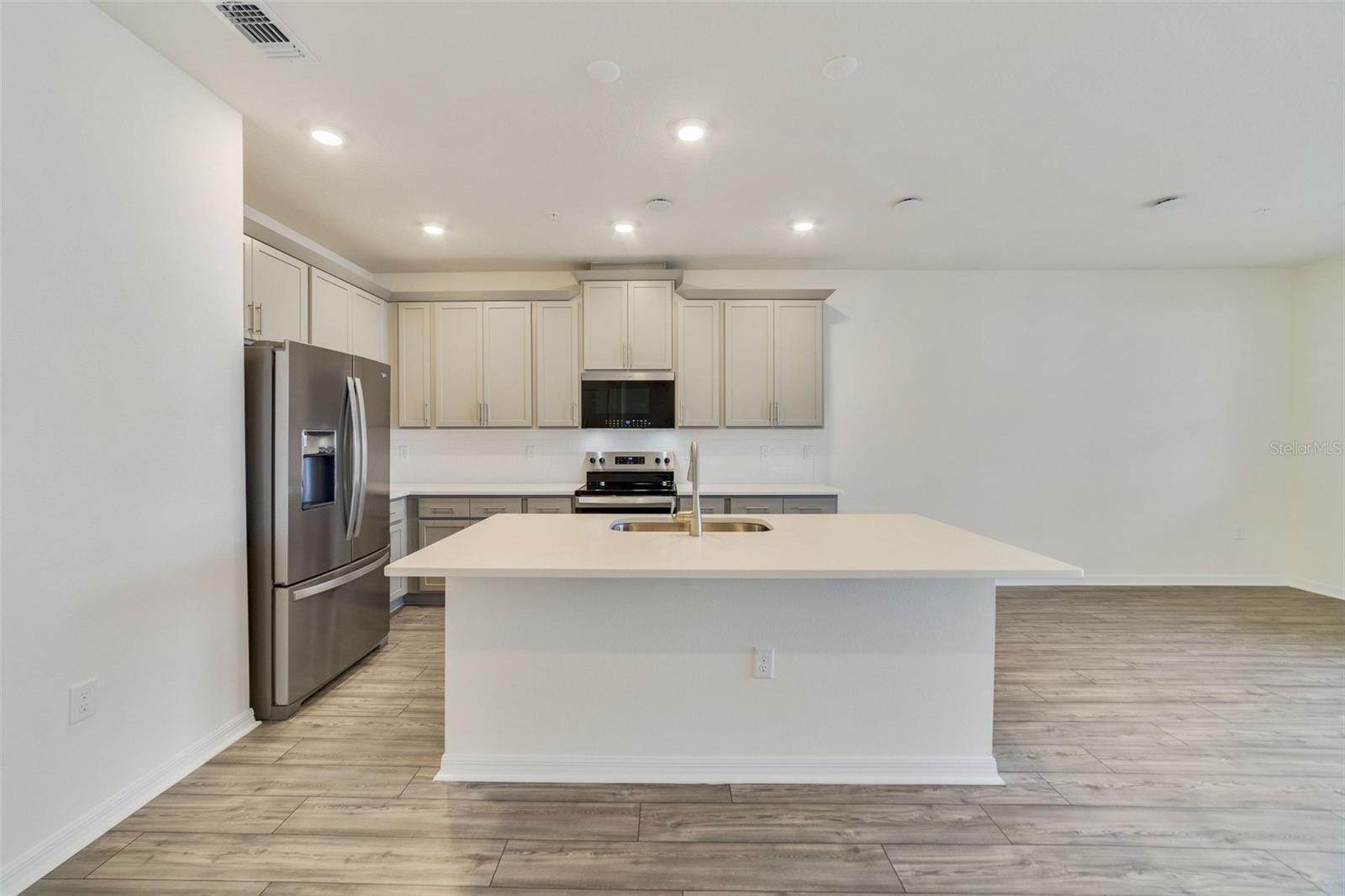 707 SOUTHERN EDGE WAY photo 5