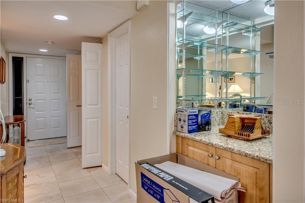 2067 W LAKEVIEW BLVD #2 photo 5