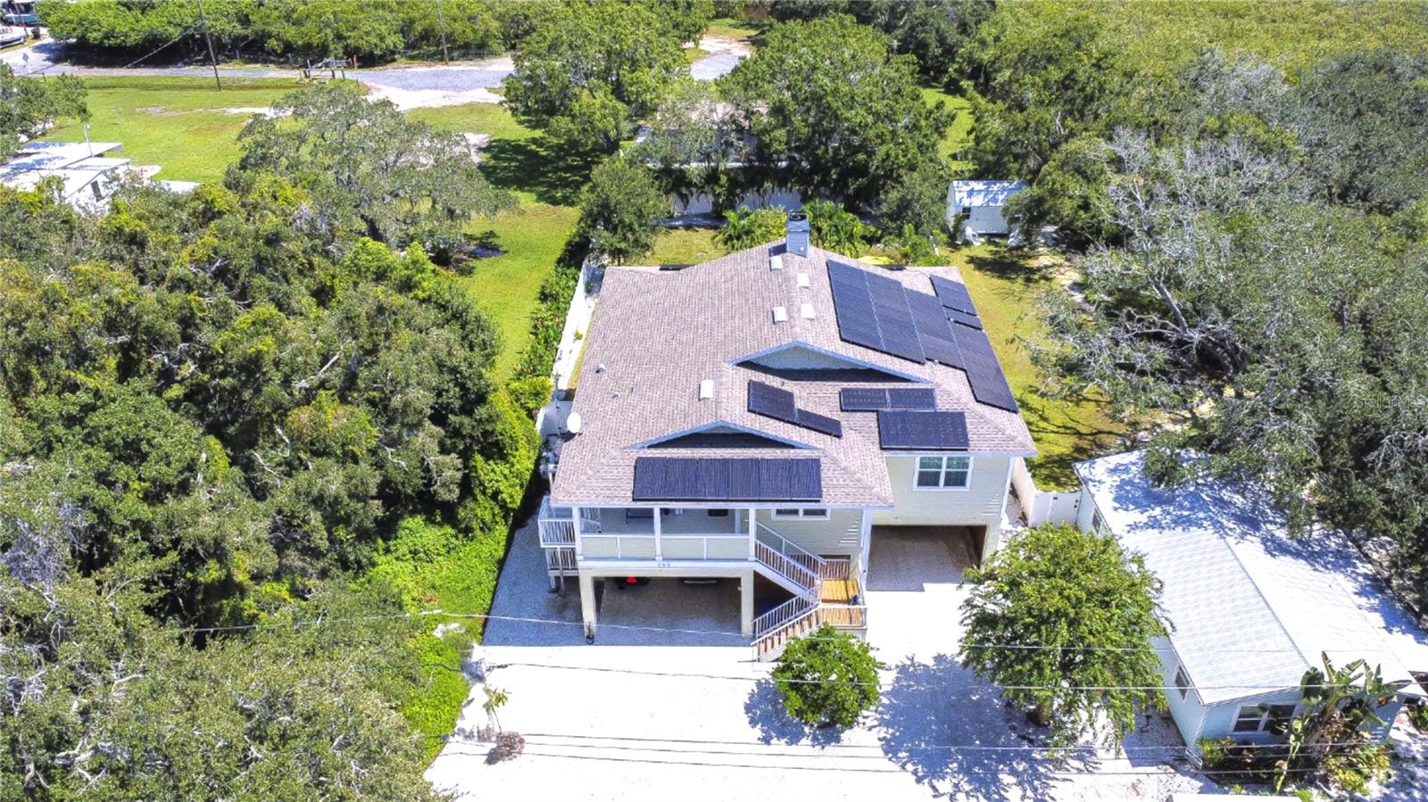 262 BANANA RD photo 2