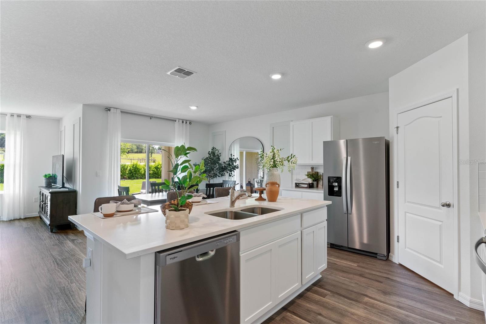 5441 HAYLOFT DR photo 3