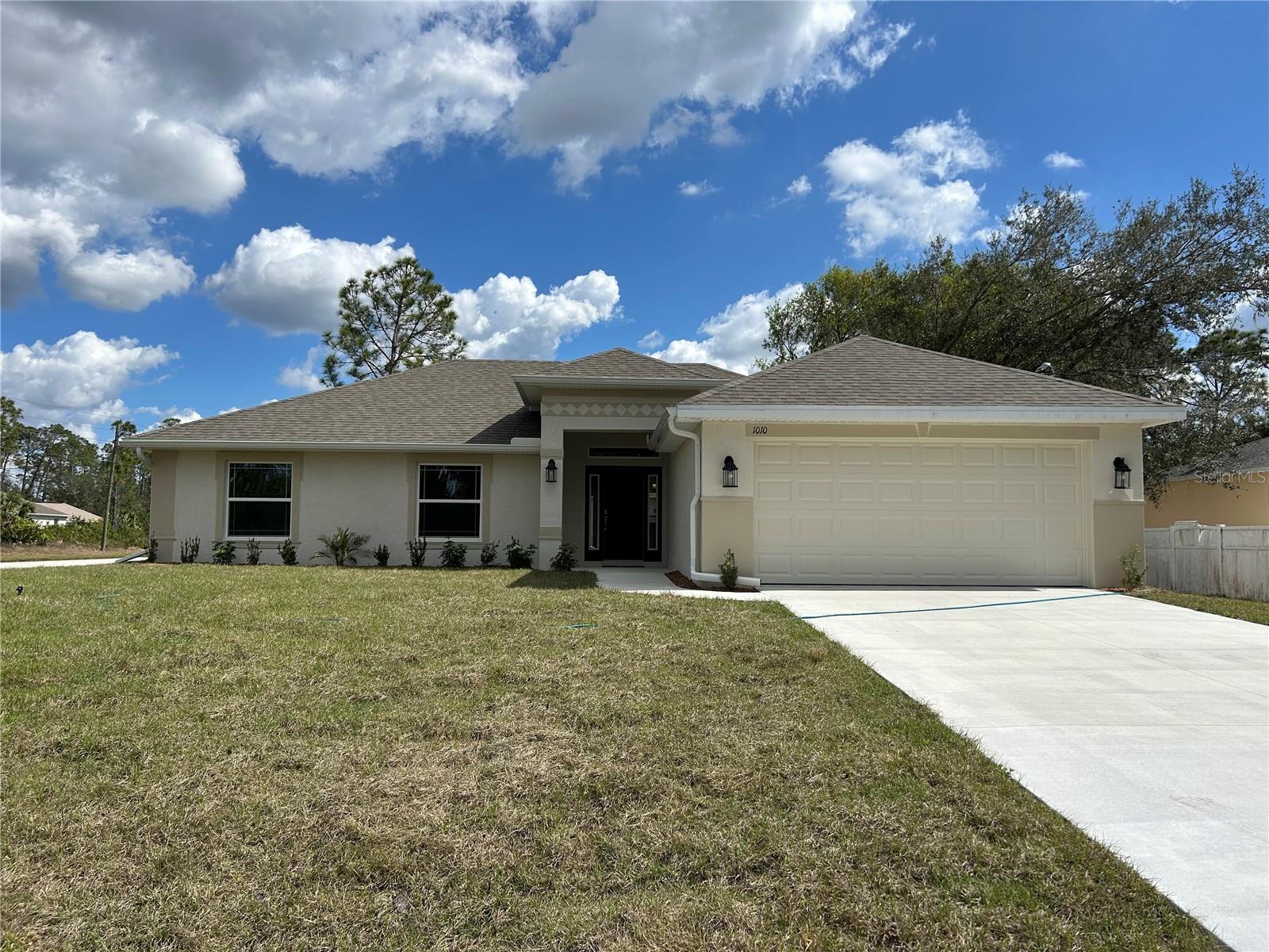 1010 HUNTINGTON ST — home for sale