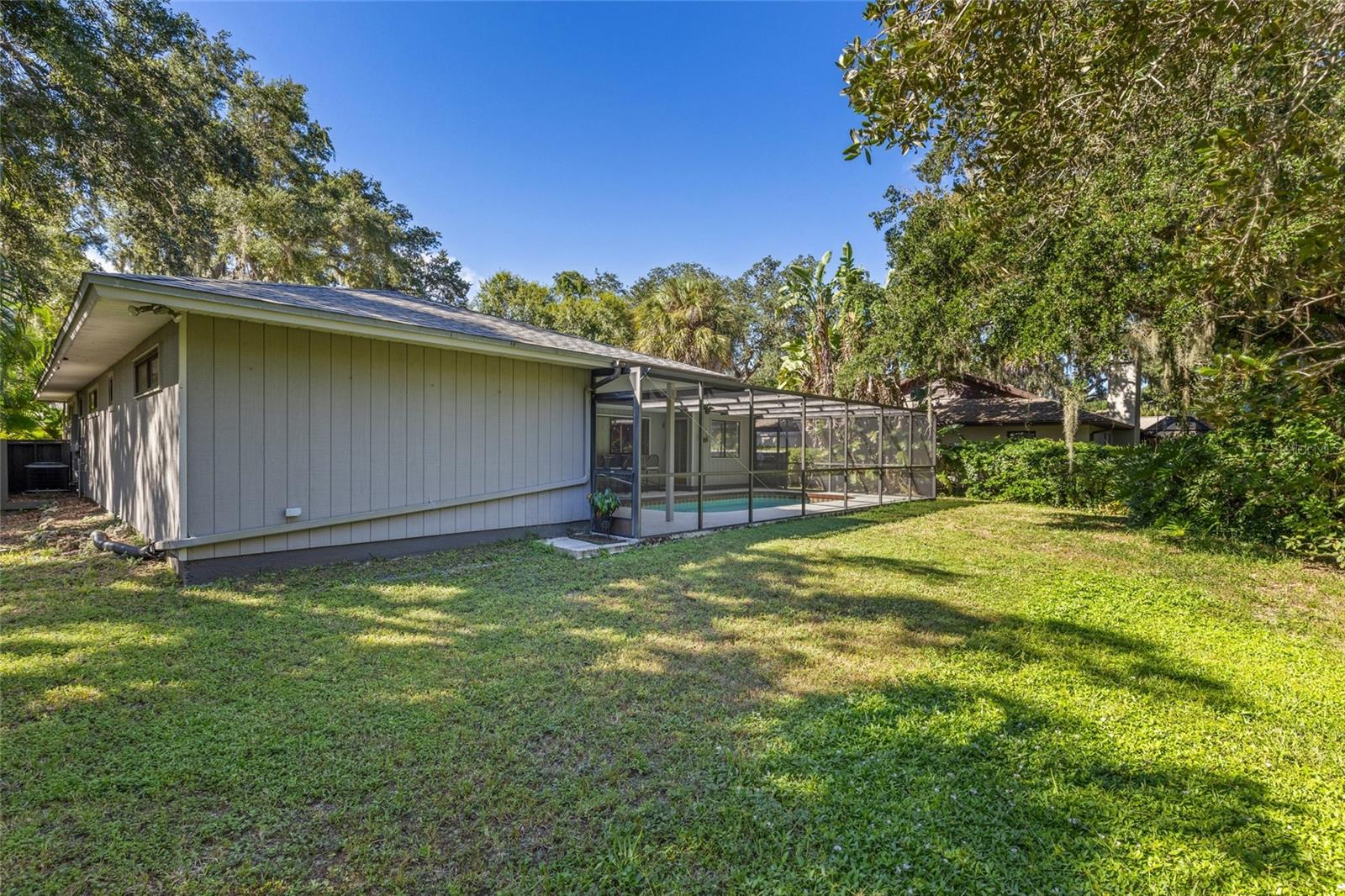 4595 FRIAR TUCK LN photo 4