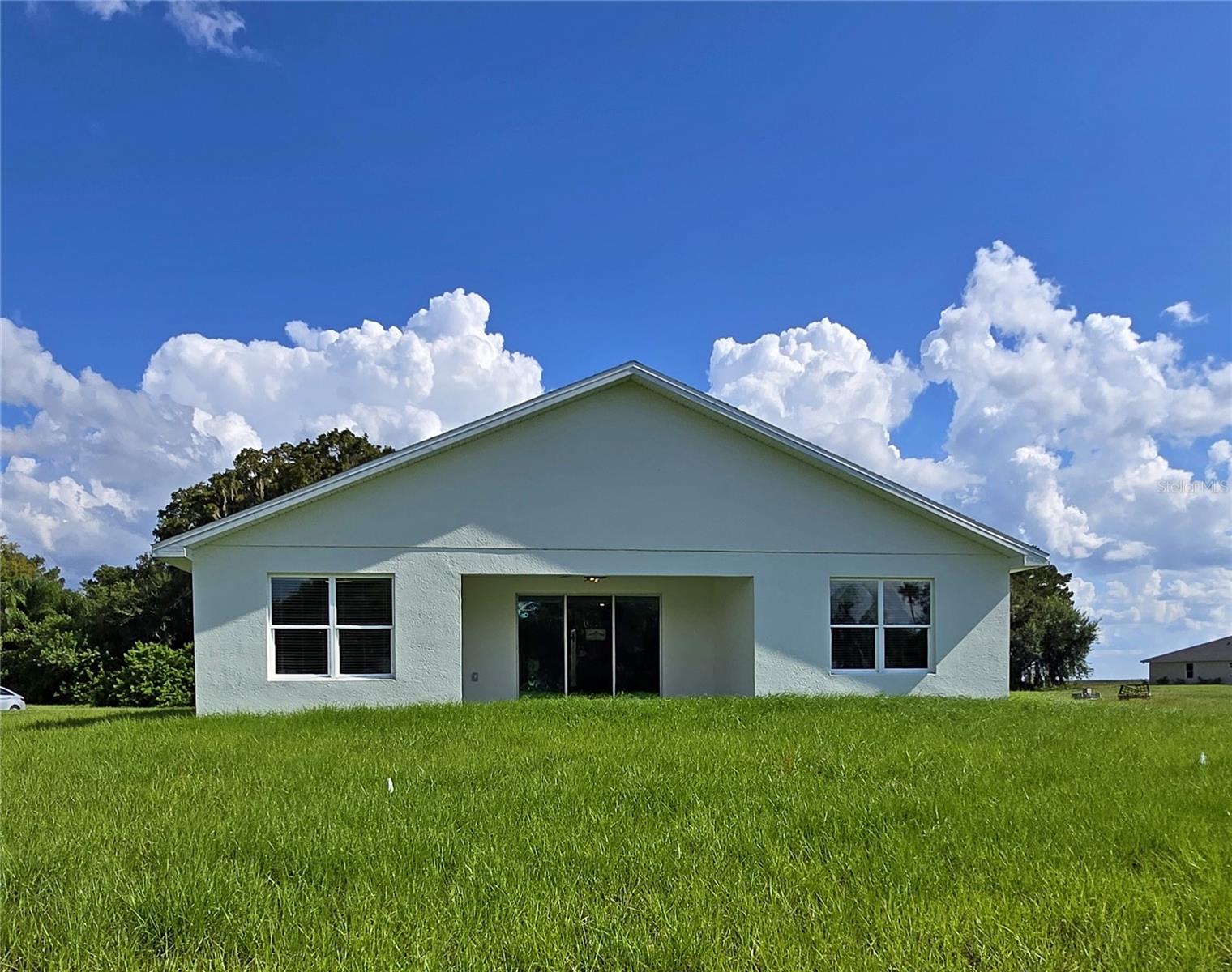 1024 LAKESIDE WAY photo 4