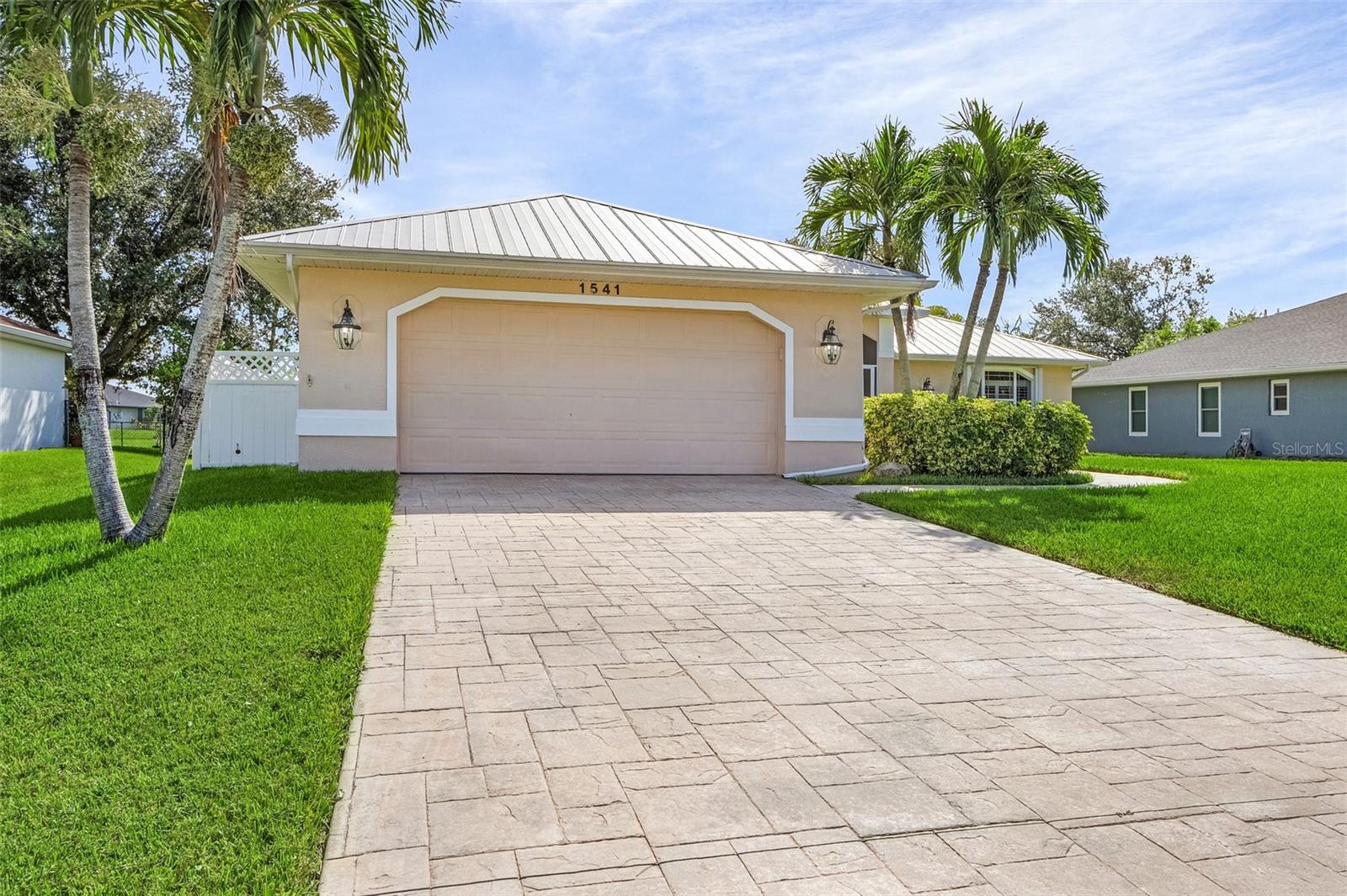 Single Family Residence