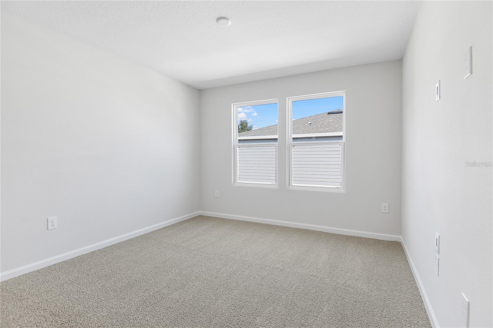 1496 AUGUST GRAY DR photo 5