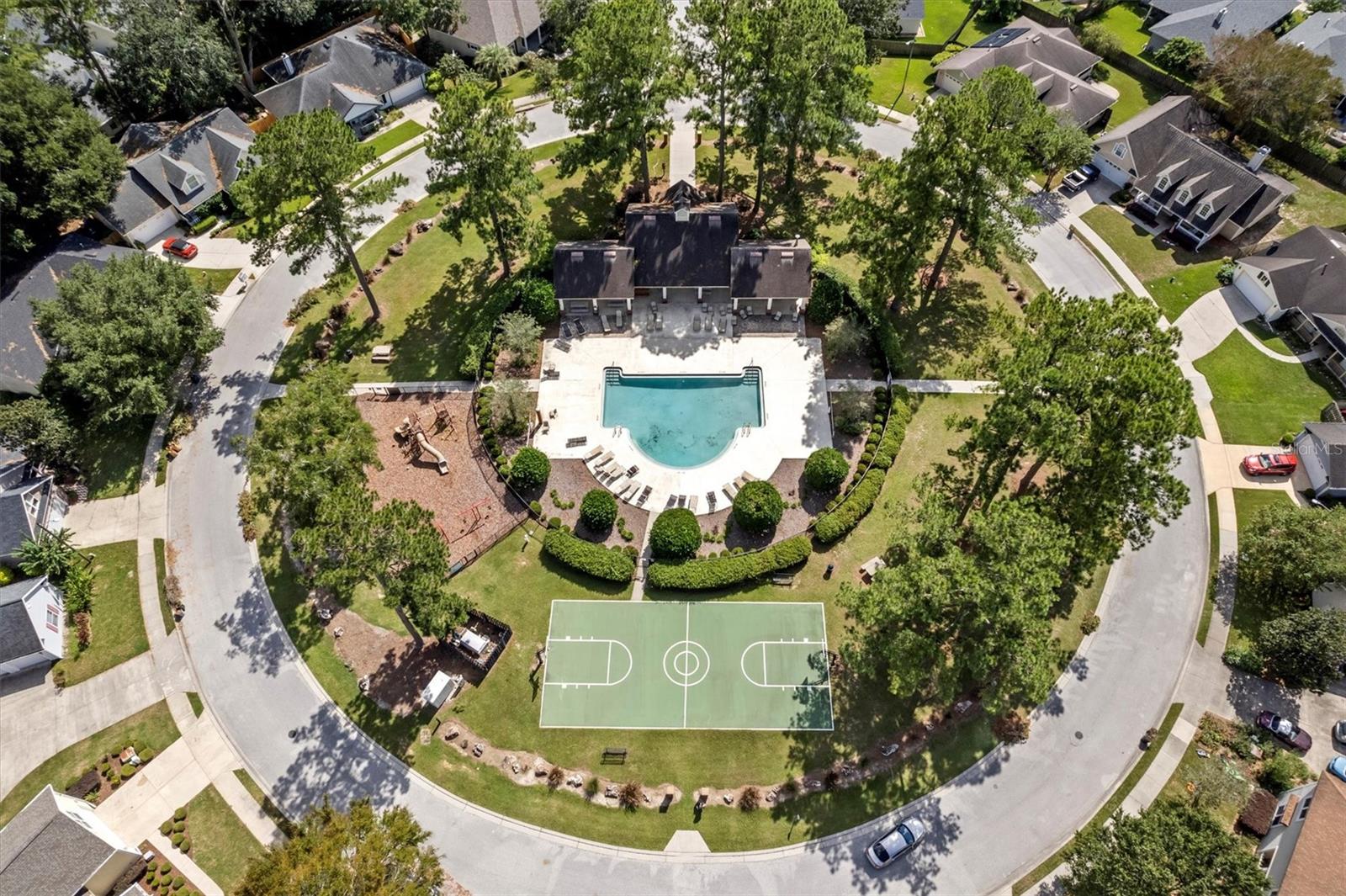 2555 NW 95TH ST
