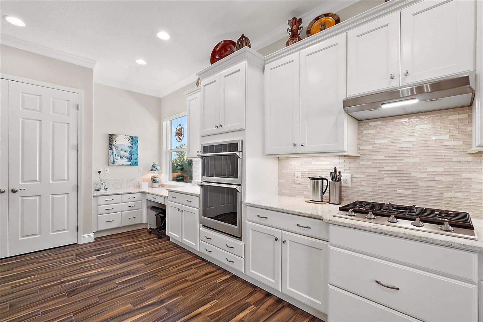 8732 PROVIDENCE CT photo 4