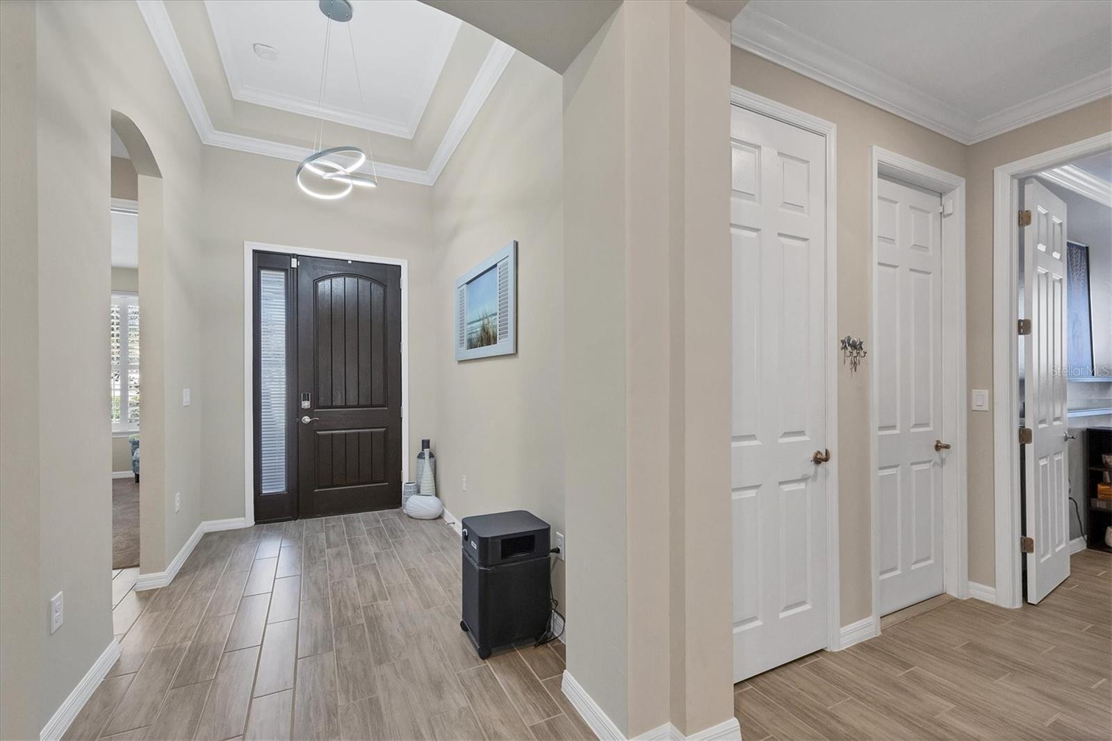 253 CALMAR WAY photo 5