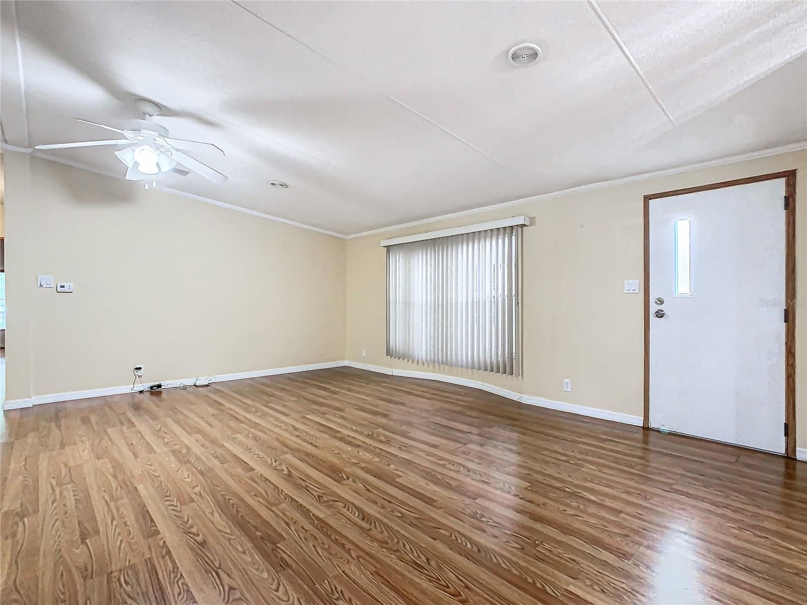 622 DREAMA DR photo 4