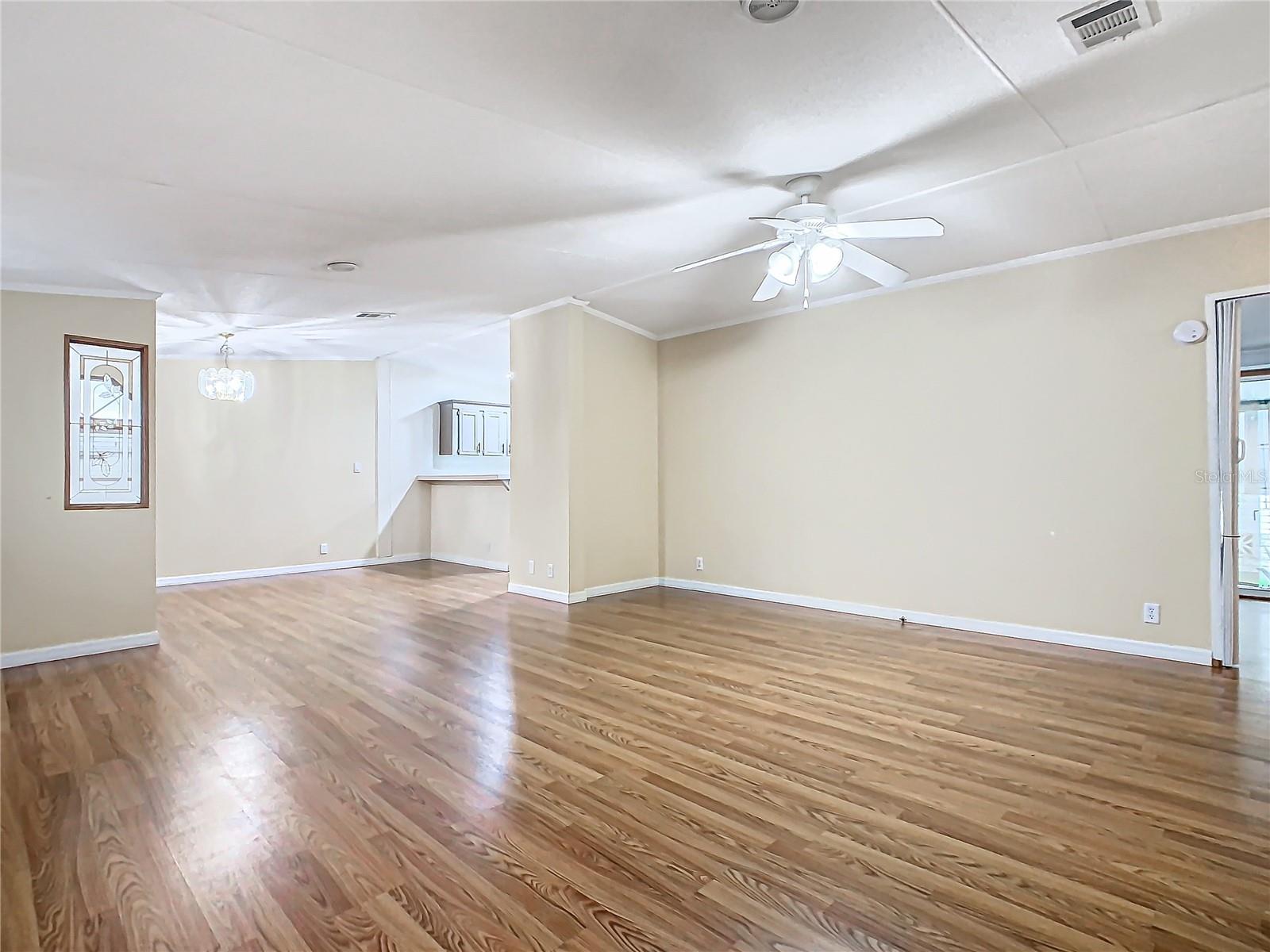 622 DREAMA DR photo 5