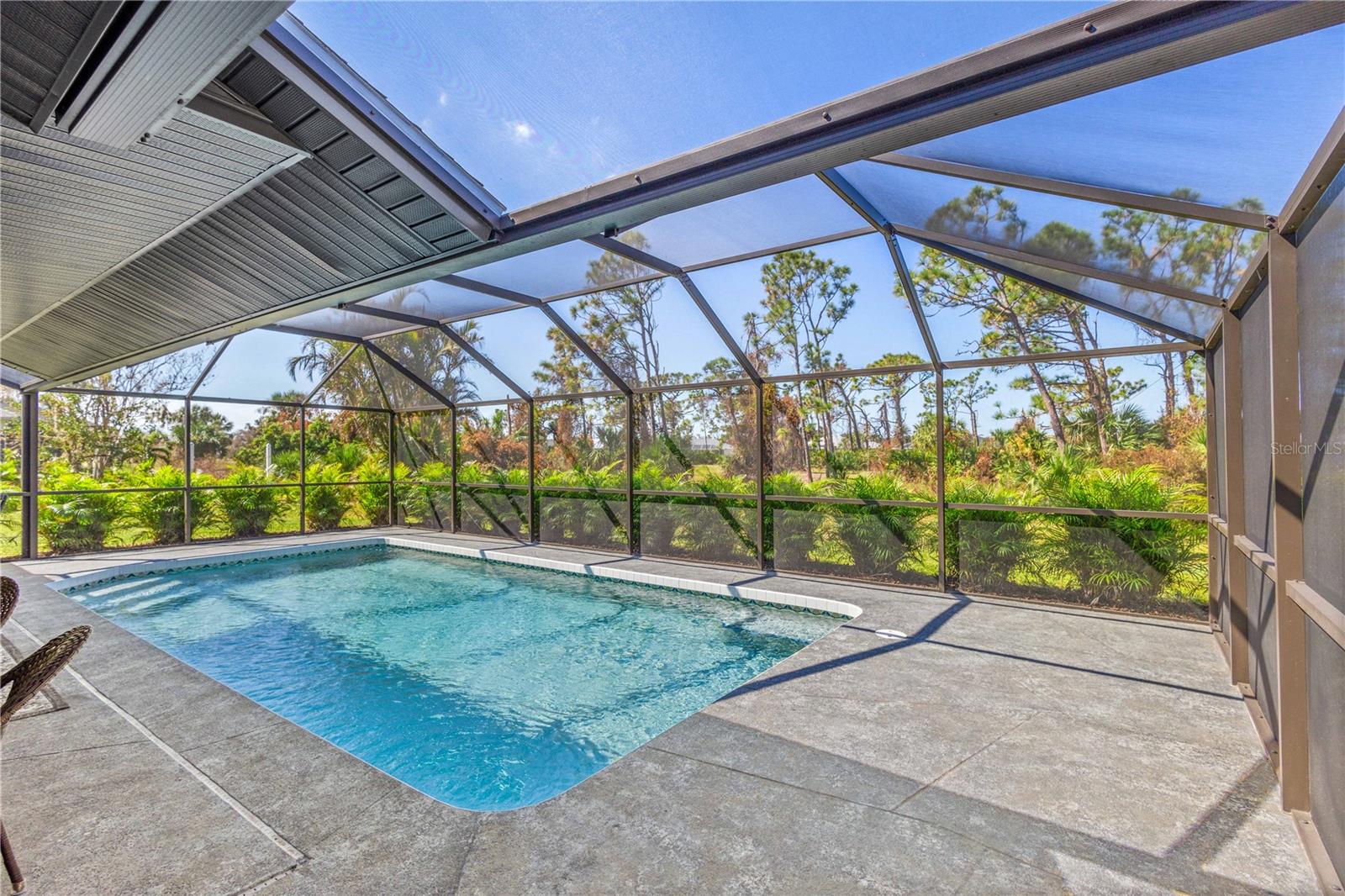 61 PINEHURST PL photo 2