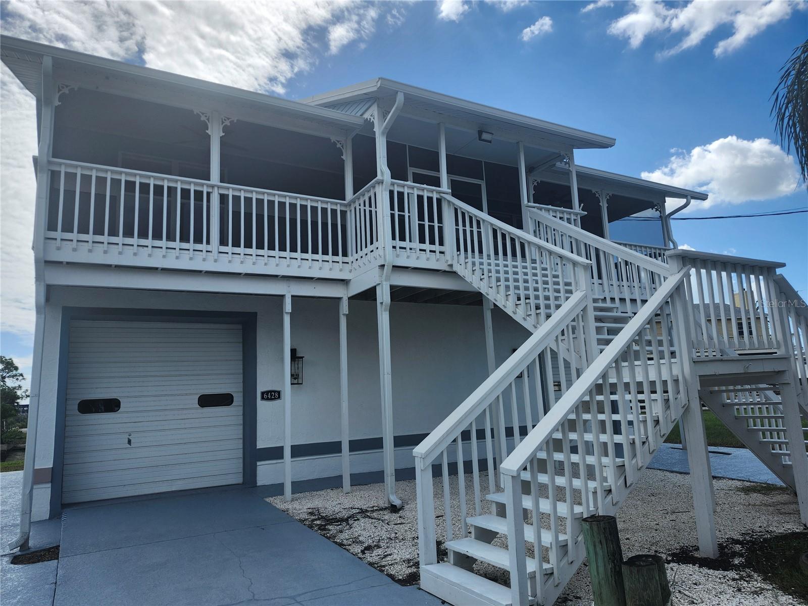 6428 DRIFTWOOD DR photo 2
